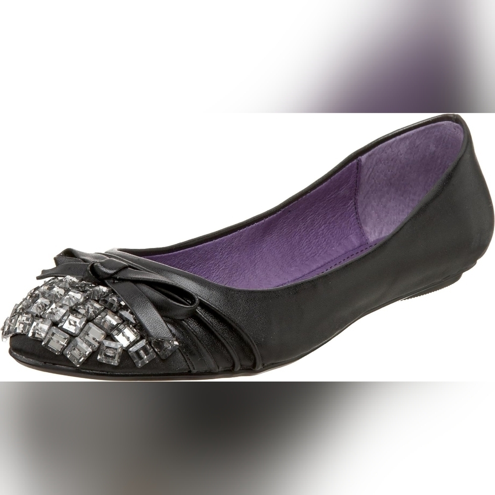 Two Lips Shatter Beaded Front Flats Size 8.5